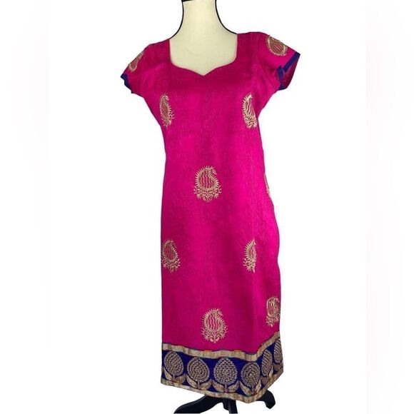 Sari type tunic embroidered with sequins slits on the side- lined insude sz M - Picture 1 of 9